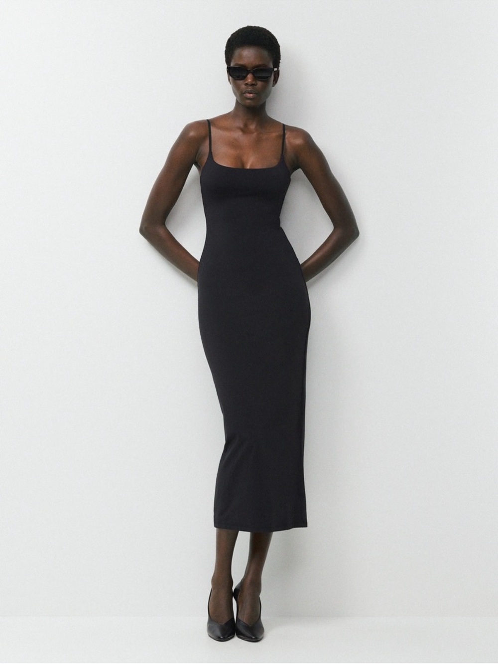 Aritzia Contour Women’s Medium Cami Maxi Bodycon Solid Black